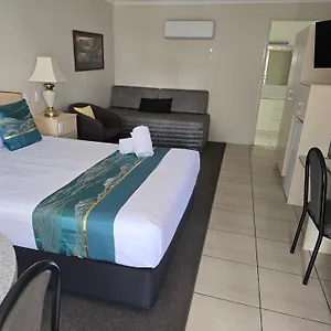 Мотель Crows Nest Motel, Crows Nest